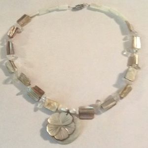 Mother of pearl and quartz necklace